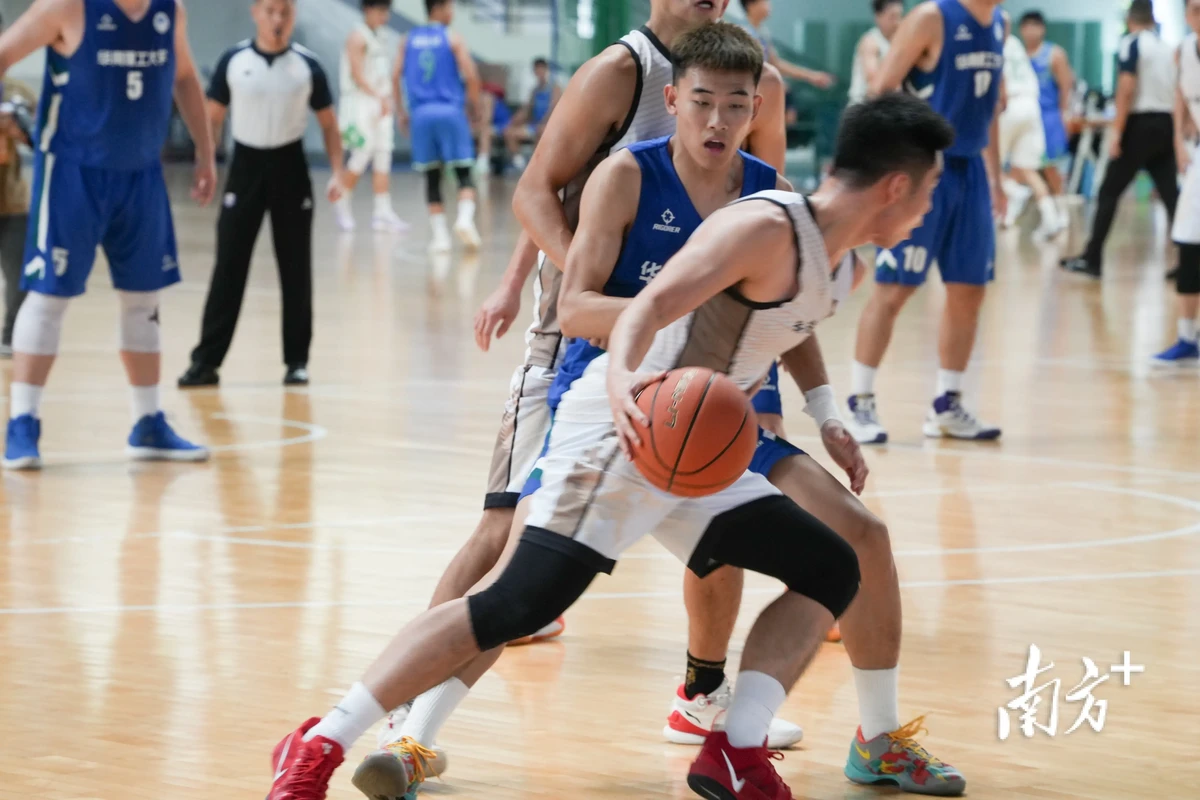 为什么篮球友谊赛有助于培养年轻球员?
